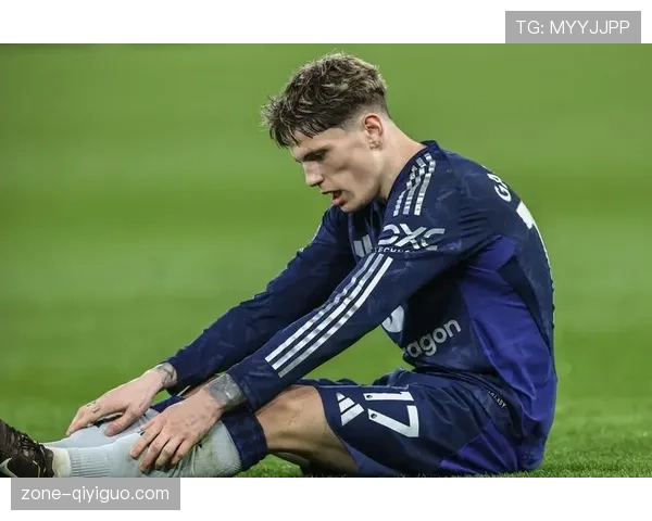 曼联锋线效率问题突出：进球转化率偏低，已对赛季成绩形成制约