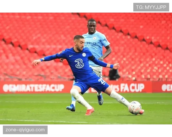 切尔西重建进程面临考验，球队阵容与战术稳定性阶段性承压